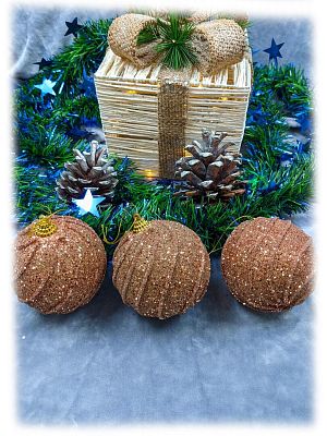 Набор шаров 8 см 3 шт молочный шоколад 130582MC8